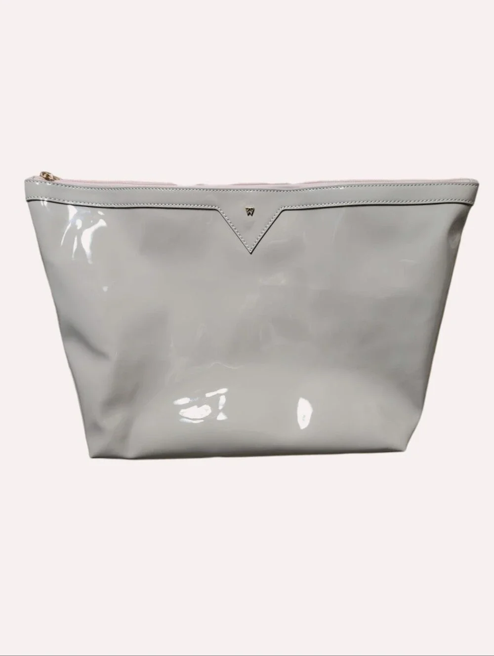Kelly Wynne Travel Leather Glossy Travel Pouch Champagne Beige